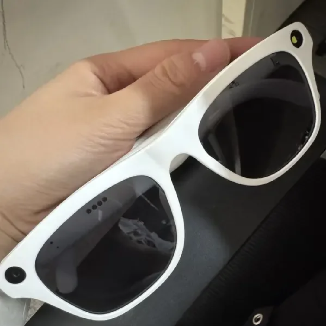 Smart Camera Glasses